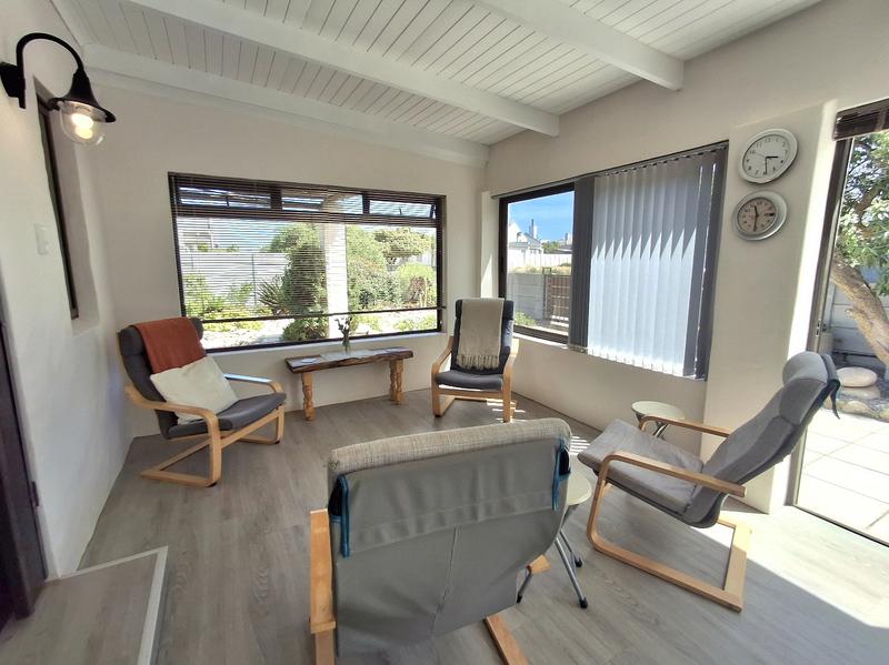 3 Bedroom Property for Sale in Britannia Bay Western Cape